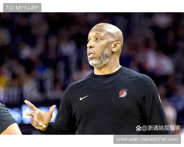 开拓者主帅肯定杨瀚森表现，鼓励其上场感受比赛强度